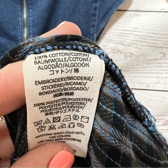 Free People “Magical Plaid" Embroidery Top size Small - Picture 13 of 13